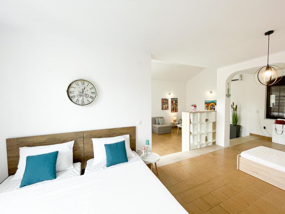 Spacious Apartment Amaros コルチュラ エクステリア 写真